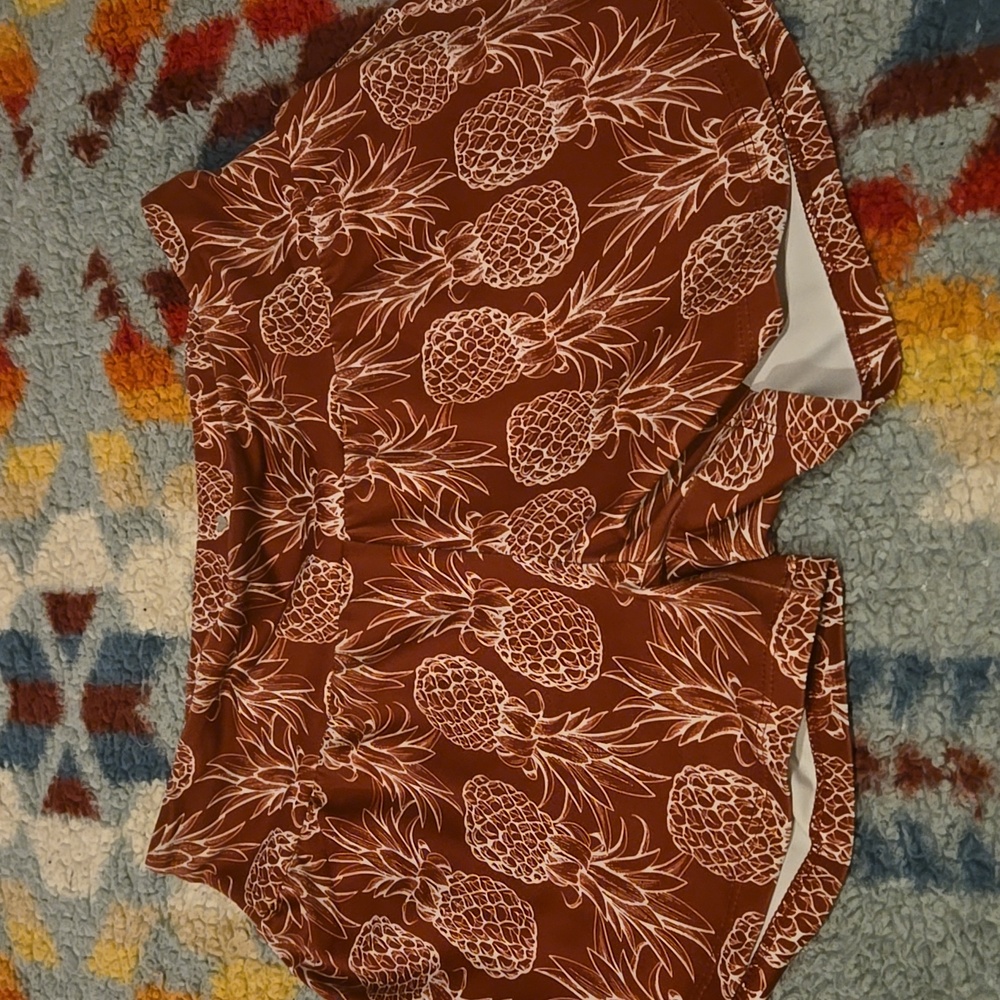 The Og Red Pineapple Runners - image 1